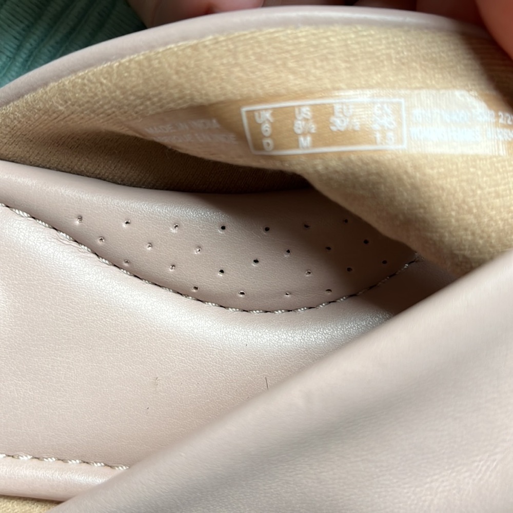 Clarks Sandals - Picture 4 of 7